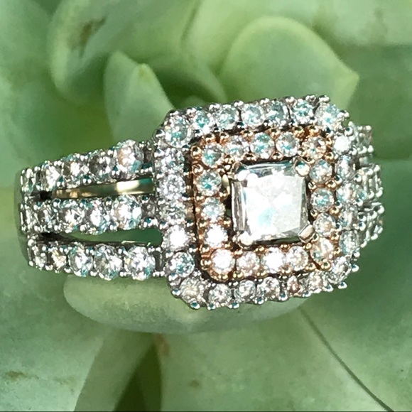 Fine Jewelry Jewelry - Temp Sale Heavy 18K White & Rose Gold Diamond Ring